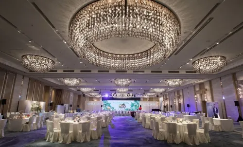 Kerry Hotel Hong Kong by Shangri-la Business Photos