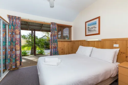 Batemans Bay Marina Resort Photos