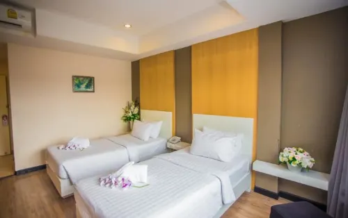 New Travel Lodge Hotel Phòng Photos