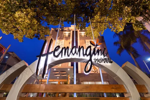 Hemangini Hotel Bandung Esterni Photos