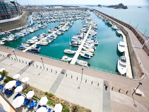 Radisson Blu Waterfront Hotel, Jersey À proximité de l'hôtel Photos