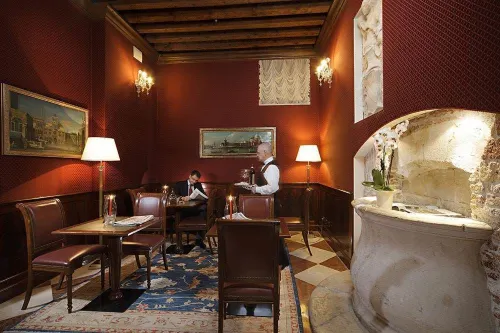 Duodo Palace Restauration Photos