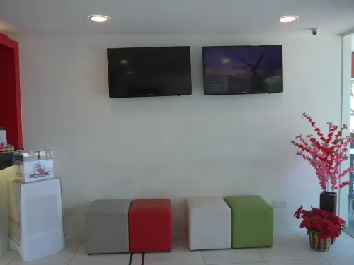 Cenang Plaza Beach Hotel Общественные зоны Photos