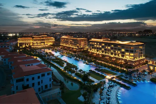 Sheraton Grand Danang Beach Resort & SPA Nổi bật Photos