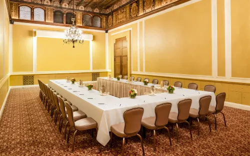 Millennium Biltmore Los Angeles Business Photos