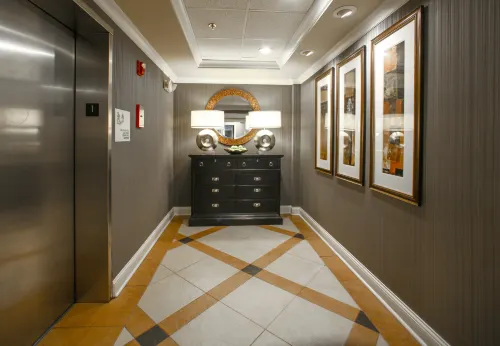 Holiday Inn Express & Suites Atlanta-Emory University Area Public Areas Photos