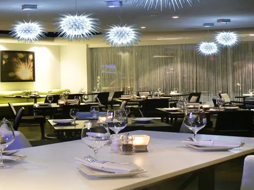Novotel Toronto North York Dining Photos