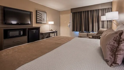 Best Western Plus Executive Inn Photos