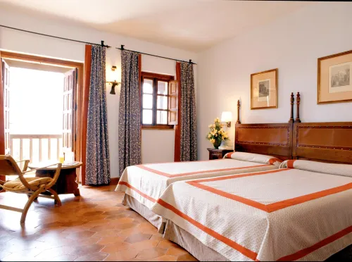 Parador de Tortosa Photos