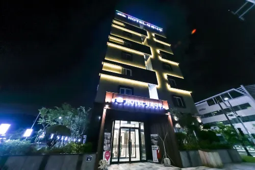 Changwon Masan Hotel Apple Tree Esterni Photos