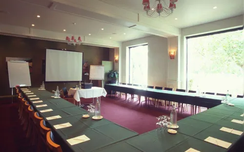 Best Western Plus the Tudor-Box Hill Business Facilities Photos