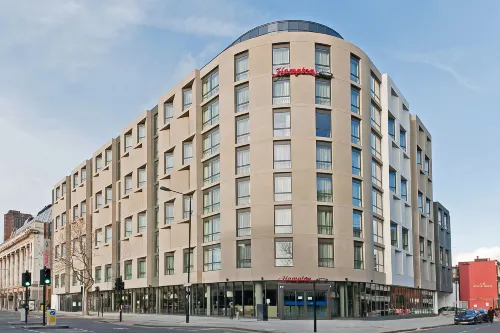Hampton by Hilton London Waterloo Featured Photos