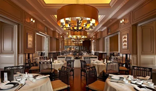 Mandarin Oriental, Kuala Lumpur Restauration Photos