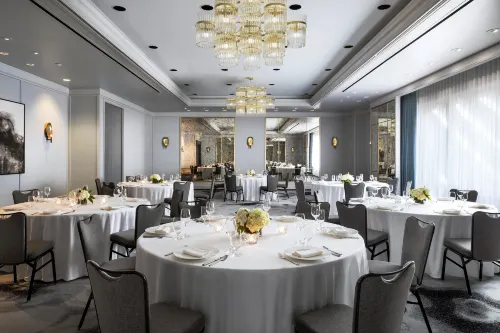 Four Seasons Hotel Embarcadero Featured Photos