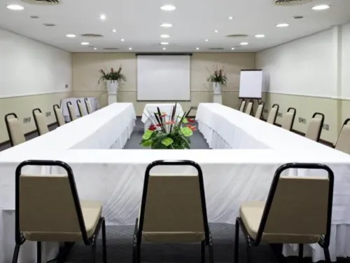 Plaza São Rafael Hotel Business Facilities Photos