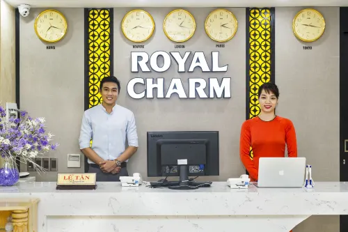 Khách sạn Royal Charm Khu vực công cộng Photos