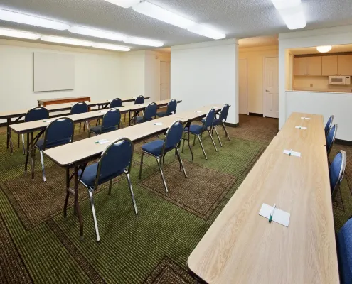 La Quinta Inn & Suites by Wyndham Redding Espaces Affaires Photos