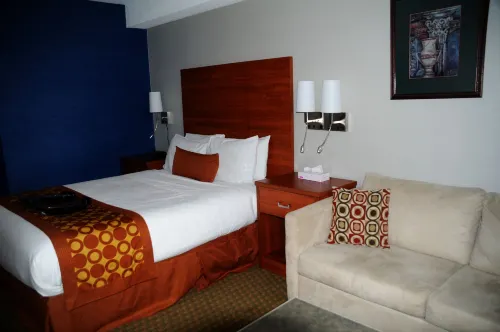 Travelodge by Wyndham Windsor Photos