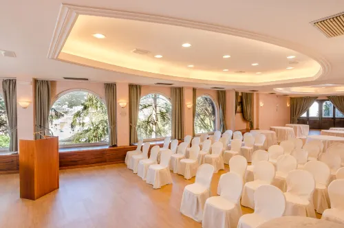 Hotel Vis à Vis Бизнес-удобства Photos