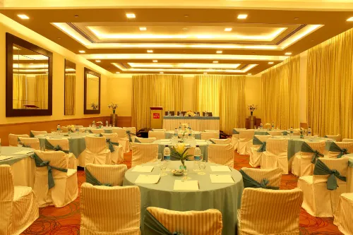 The Metropolitan Hotel & Spa New Delhi Ristorazione Photos