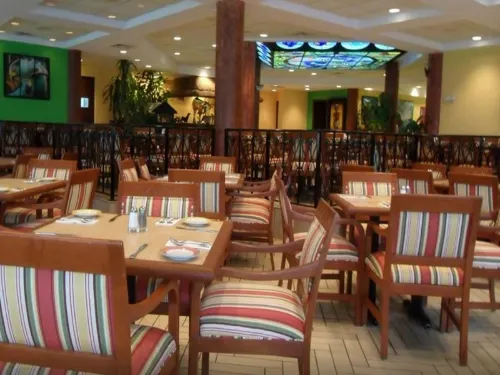 Hilton Cancun Mar Caribe All-Inclusive Resort Dining Photos