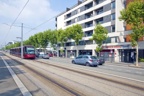 Séjours & Affaires Clermont Ferrand Park République In der Nähe des Hotels Photos