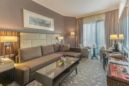Hawthorn Suites by Wyndham Abu Dhabi City Center Photos
