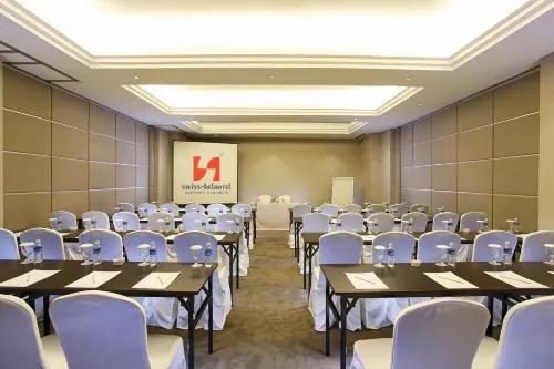 Swiss-Belhotel Airport Jakarta Espaces Affaires Photos
