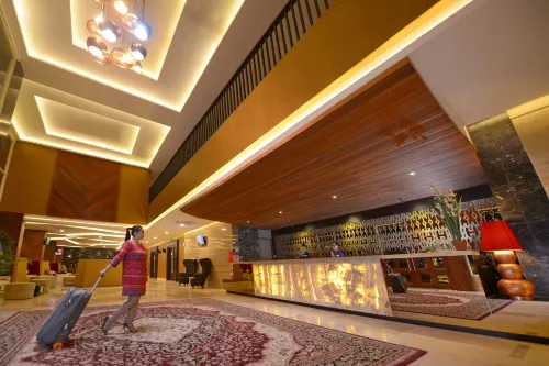 Grand Tjokro Hotel Balikpapan Espaces publics Photos