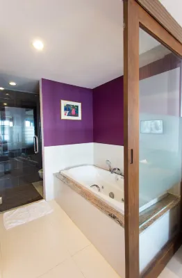 Siam Triangle Hotel Photos