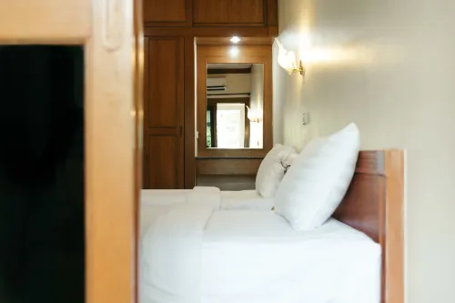 Link Mansion Photos