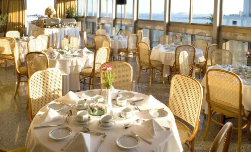Windsor Excelsior Copacabana Dining Photos