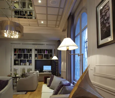 La Clef Louvre Paris by The Crest Collection Espaces publics Photos