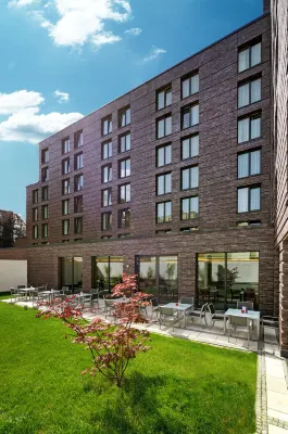 Hampton by Hilton Berlin City West Exterior Photos