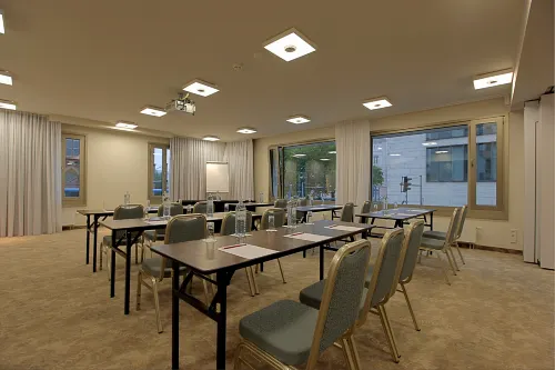 Arcotel John F Berlin Business Facilities Photos