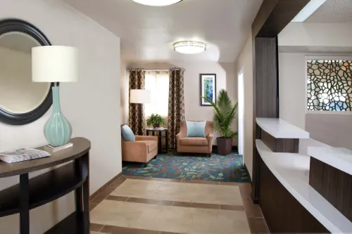 Wingate by Wyndham Calgary Airport Öffentliche Flächen Photos