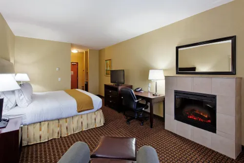 Holiday Inn Express & Suites Newport Photos