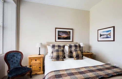 Inch Hotel Photos