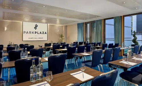 Park Plaza County Hall London Business Photos