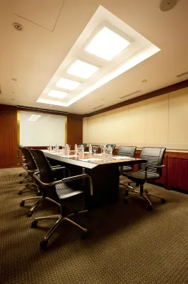 Best Western Premier Gangnam Hotel Business Photos