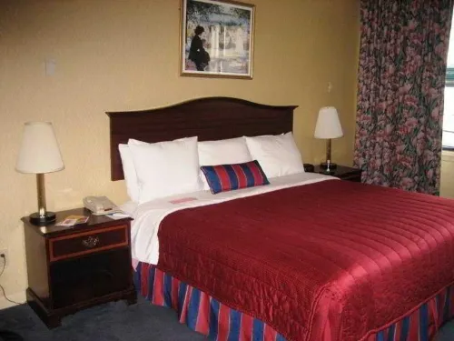 Ramada by Wyndham Jersey City Photos