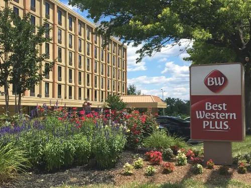 Holiday Inn Express Towson- Baltimore North Exterior Photos