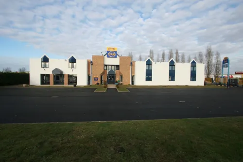 Kyriad Direct Dreux Exterior Photos