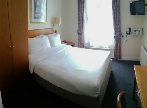 Mornington Victor Hotel London Belgravia Photos
