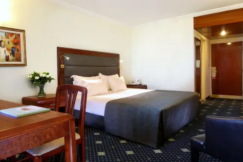 Ramada Jerusalem Hotel Chambres Photos