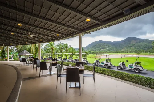 Tinidee Golf Resort at Phuket Restauration Photos