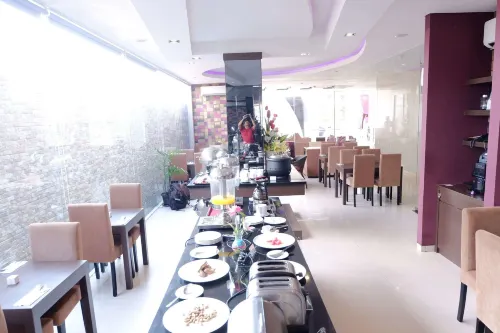 Viva Hotel Kediri, Azana Hotel Collection Makanan Photos