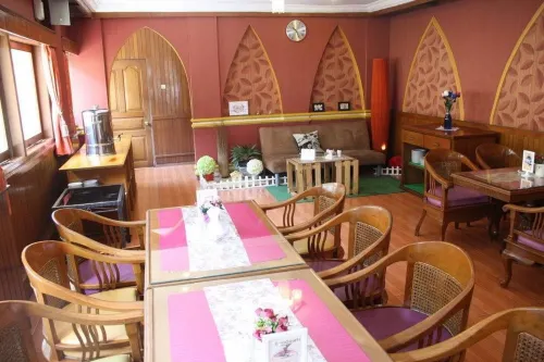 Lingga Hotel Restauration Photos