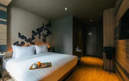 NAP Hotel Bangkok Kamar Photos