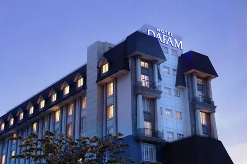 Hotel Dafam Semarang Außen Photos